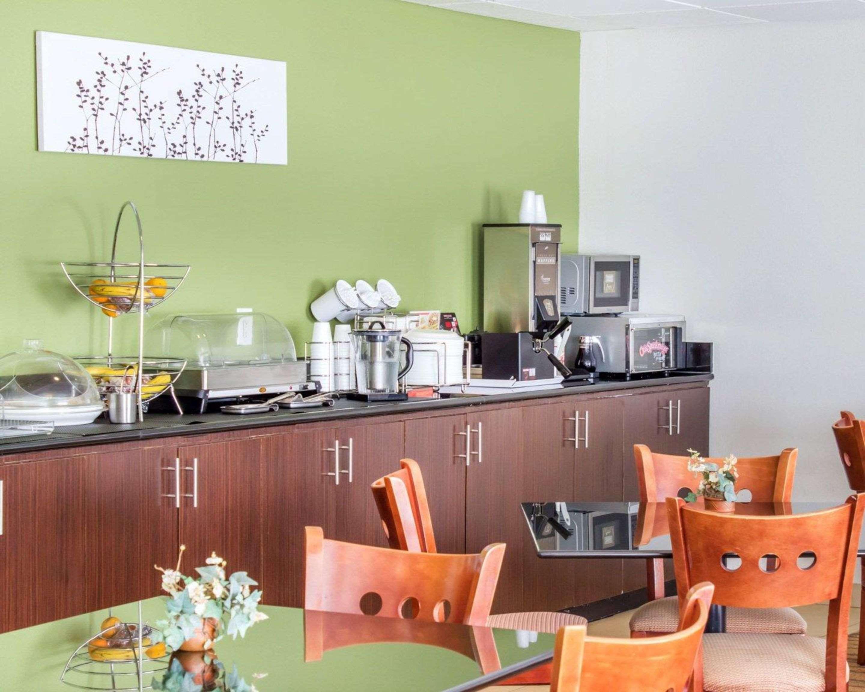 Sleep Inn & Suites Jacksonville Near Camp Lejeune Екстериор снимка