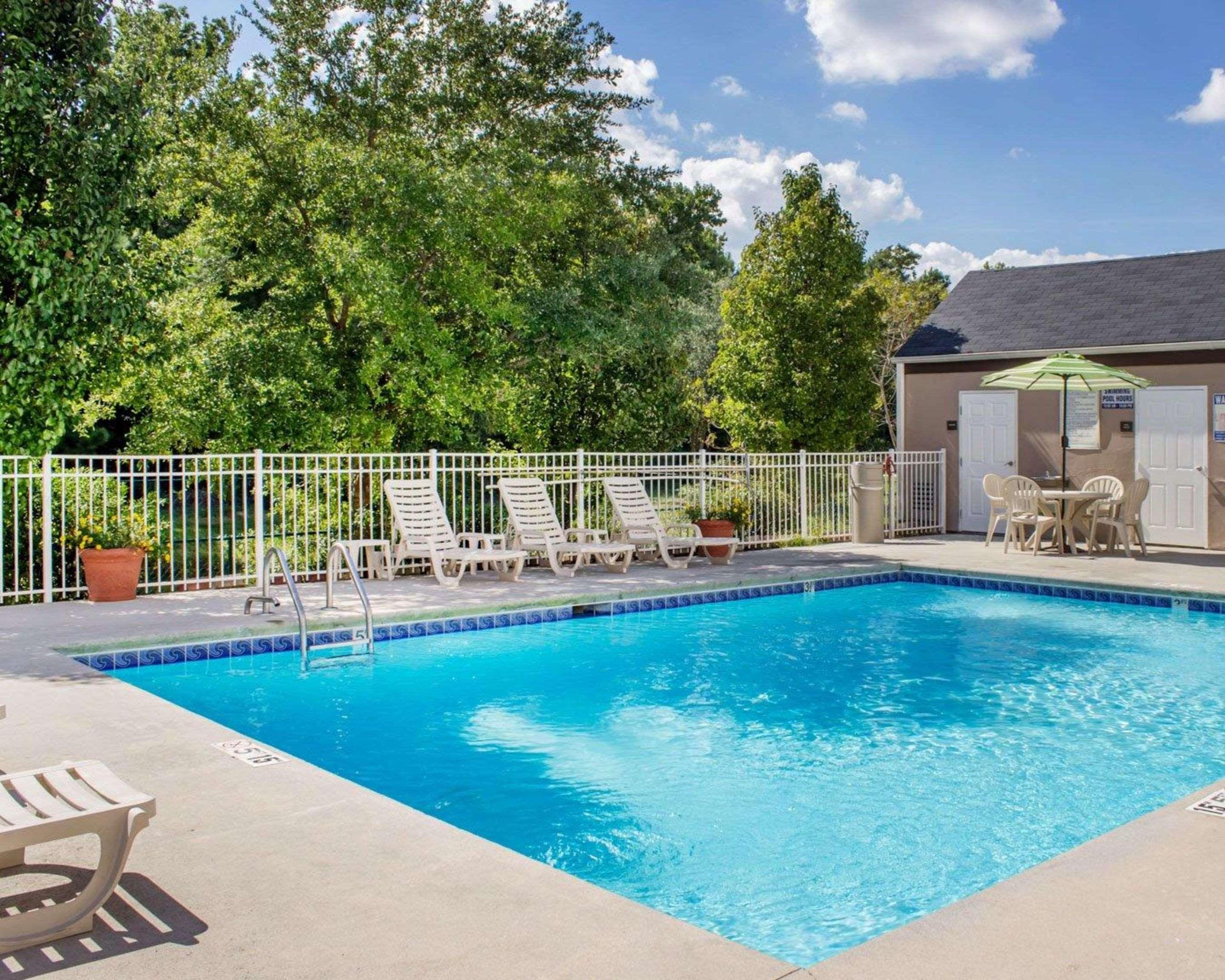 Sleep Inn & Suites Jacksonville Near Camp Lejeune Екстериор снимка