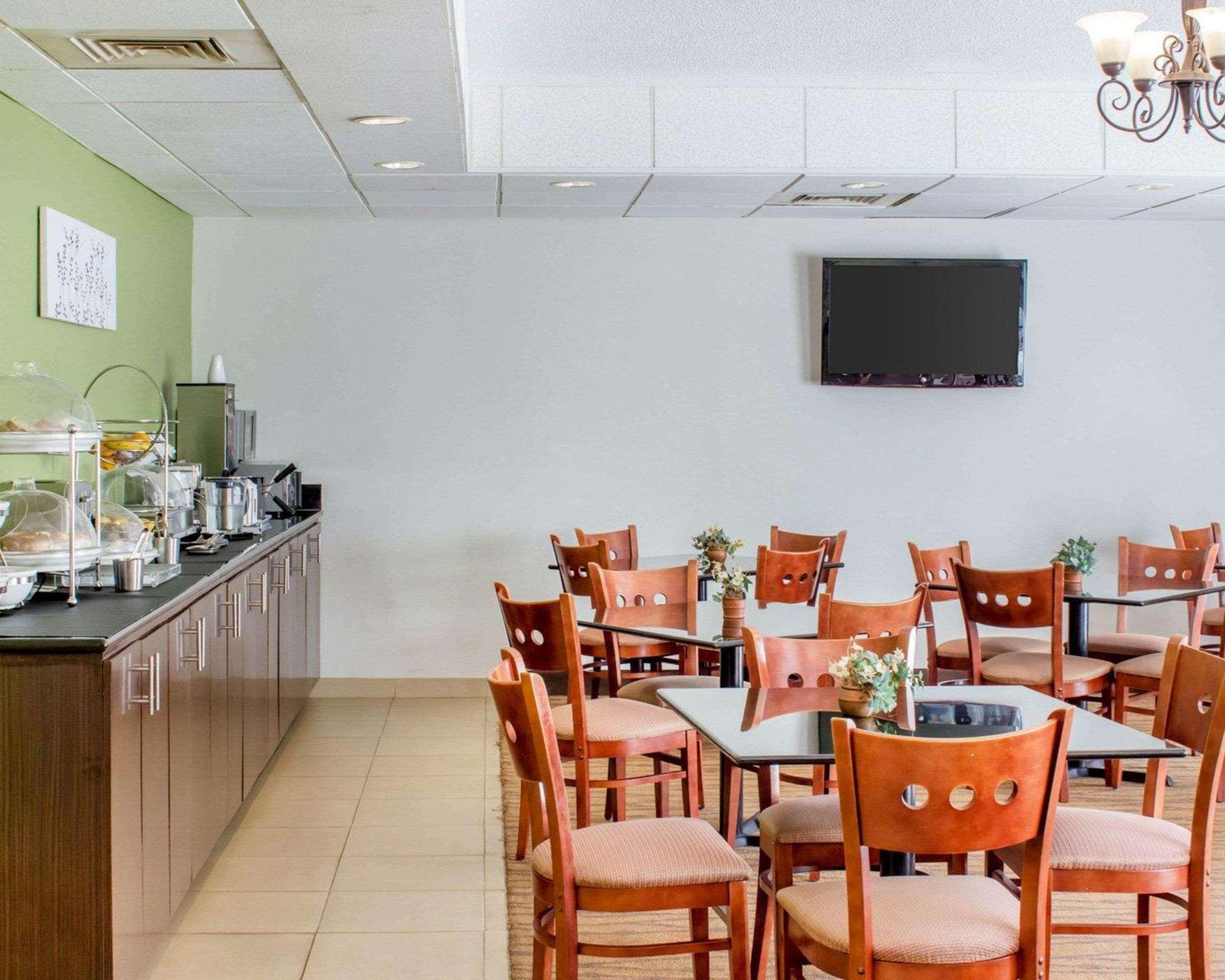 Sleep Inn & Suites Jacksonville Near Camp Lejeune Екстериор снимка